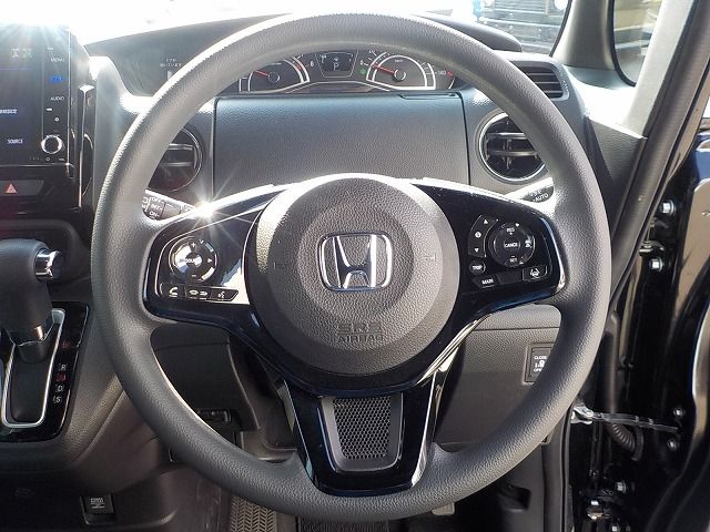 HONDA N BOX CUSTOM 4WD 2021 Image 31