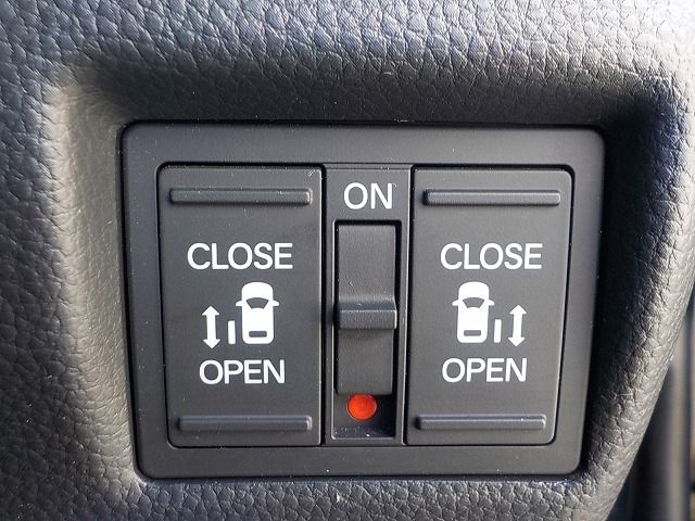 HONDA N BOX CUSTOM 4WD 2021 Image 31