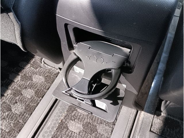 TOYOTA ESTIMA 2013 Image 31