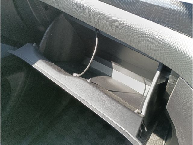 TOYOTA ESTIMA 2013 Image 31