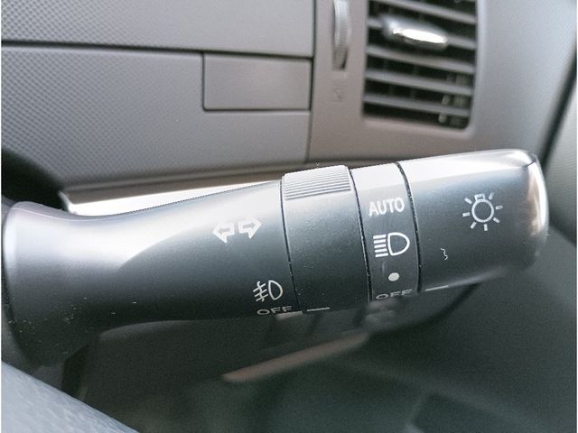 TOYOTA ESTIMA 2013 Image 31