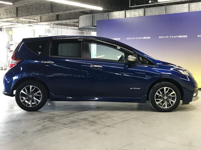 NISSAN NOTE 4WD 2019 Image 31