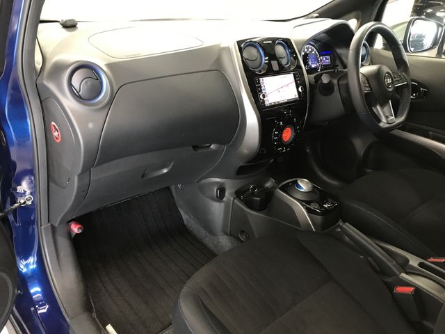 NISSAN NOTE 4WD 2019 Image 31