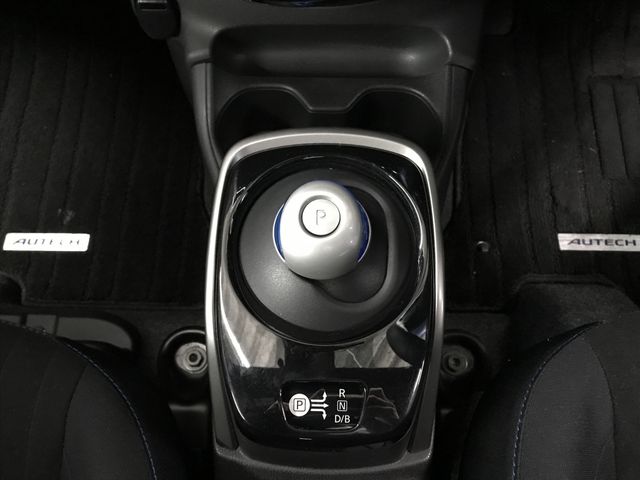 NISSAN NOTE 4WD 2019 Image 31