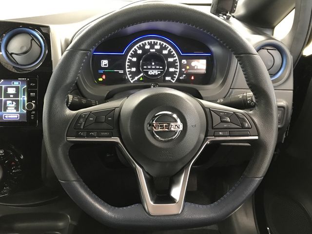 NISSAN NOTE 4WD 2019 Image 31
