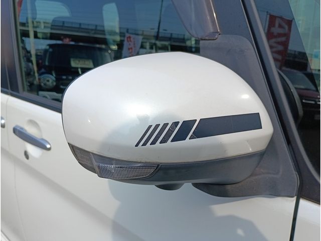 DAIHATSU TANTO CUSTOM 2018 Image 31