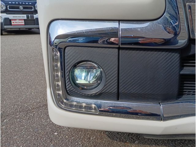 DAIHATSU TANTO CUSTOM 2018 Image 31