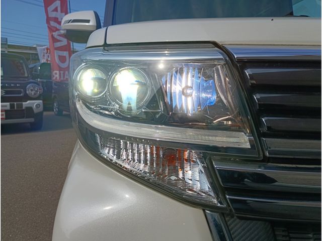 DAIHATSU TANTO CUSTOM 2018 Image 31