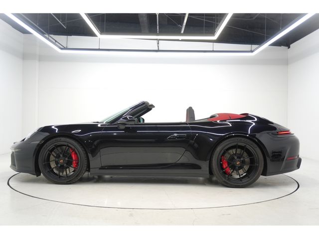 PORSCHE 911 OPEN 2025 Image 31