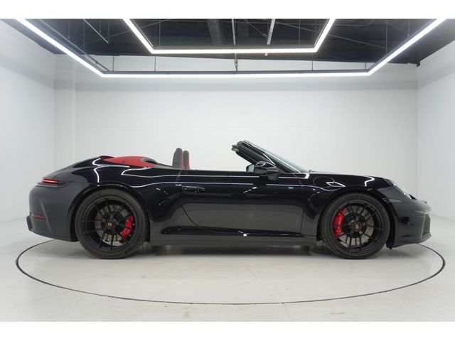 PORSCHE 911 OPEN 2025 Image 31