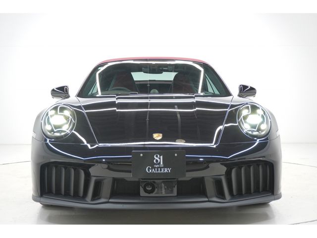 PORSCHE 911 OPEN 2025 Image 31