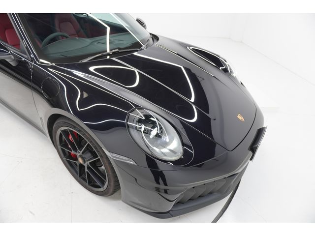 PORSCHE 911 OPEN 2025 Image 31