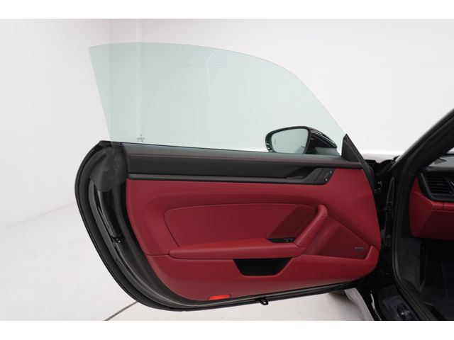 PORSCHE 911 OPEN 2025 Image 31