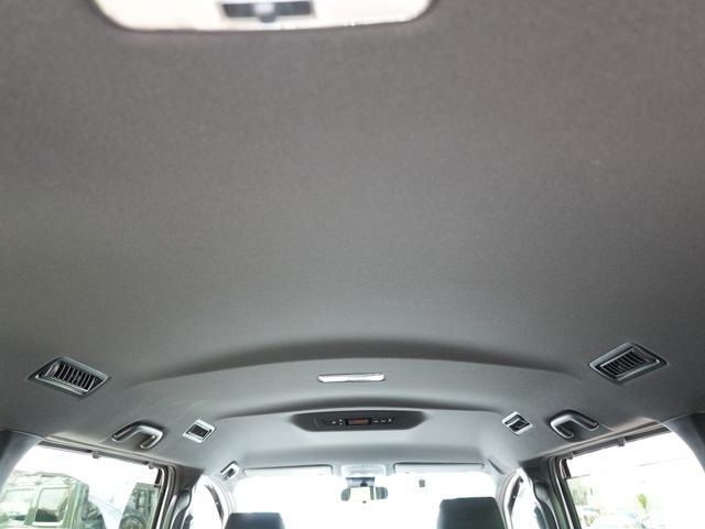 TOYOTA NOAH 2020 Image 31