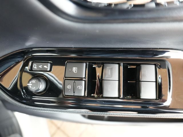 TOYOTA NOAH 2020 Image 31