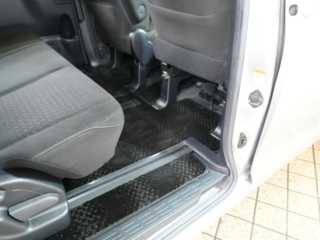 TOYOTA NOAH 2020 Image 31