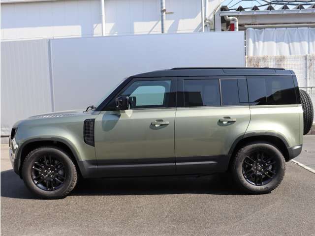 ROVER DEFENDER 2025 Image 31