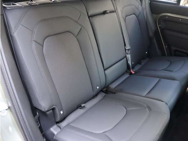 ROVER DEFENDER 2025 Image 31