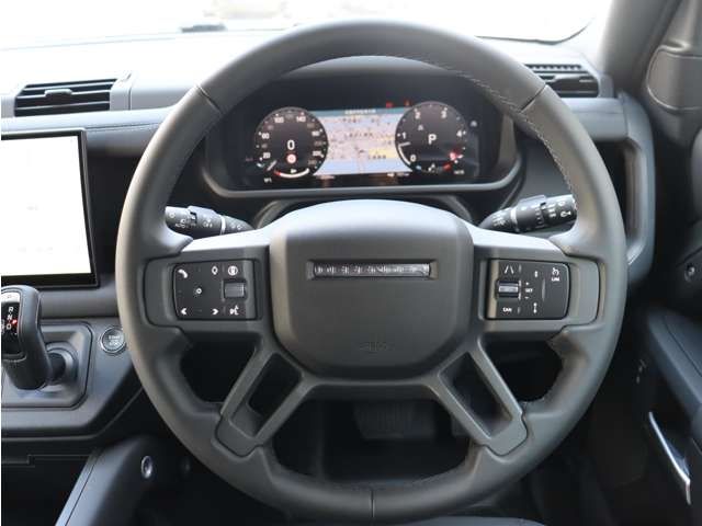 ROVER DEFENDER 2025 Image 31