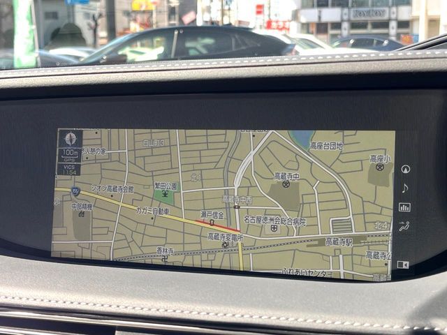 TOYOTA LEXUS LS500 2018 Image 31