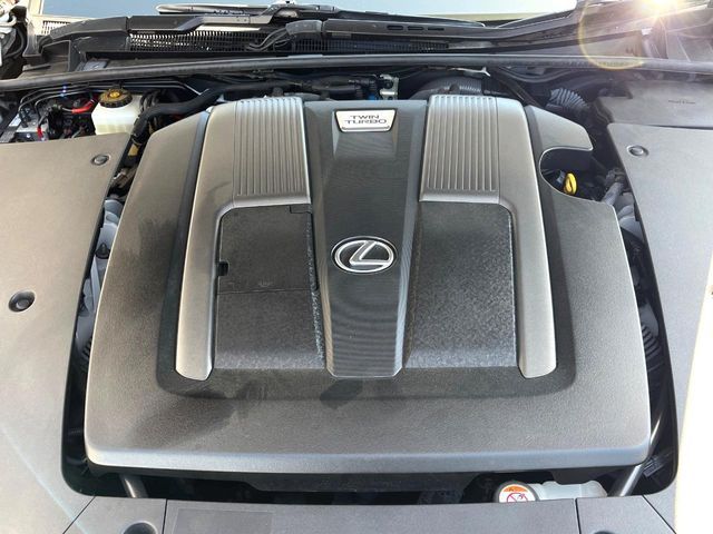 TOYOTA LEXUS LS500 2018 Image 31