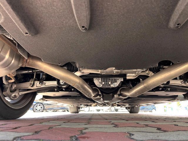 TOYOTA LEXUS LS500 2018 Image 31