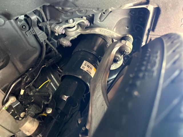 TOYOTA LEXUS LS500 2018 Image 31