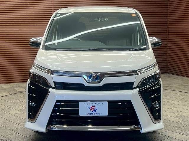 TOYOTA VOXY HYBRID 2019 Image 31