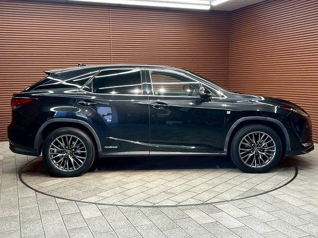 TOYOTA LEXUS RX450H AWD 2019 Image 31