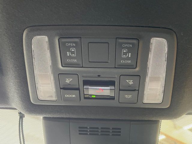 TOYOTA VOXY 2023 Image 31