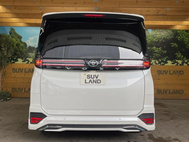 TOYOTA VOXY 2023 Image 31