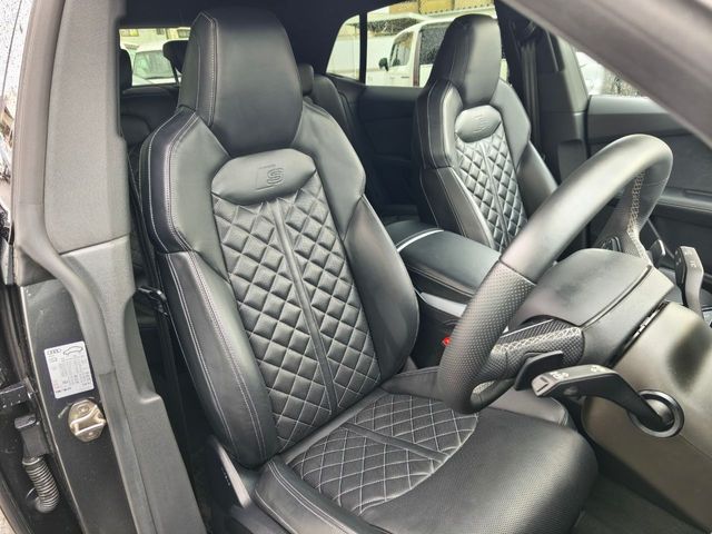 AUDI Q8 2023 Image 31