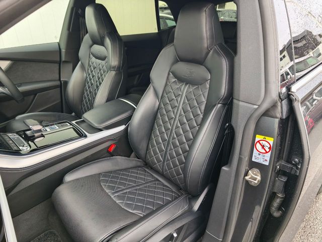 AUDI Q8 2023 Image 31