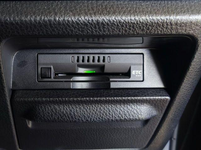 TOYOTA VOXY HYBRID 2021 Image 31