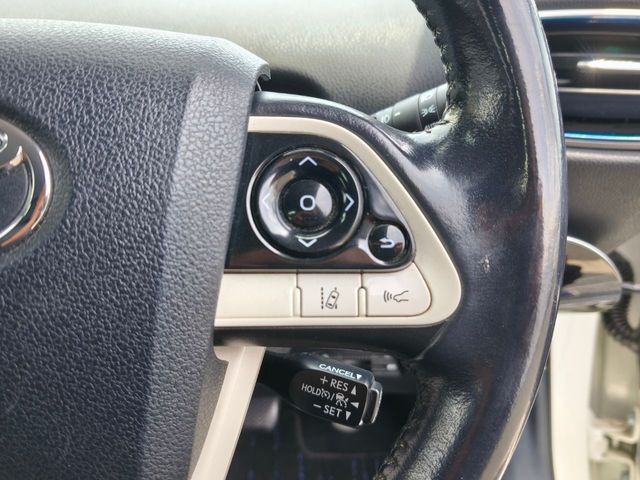 TOYOTA PRIUS 2016 Image 31