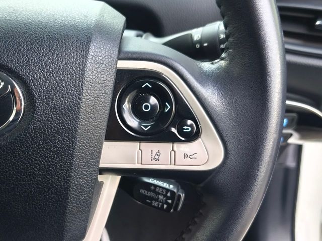 TOYOTA PRIUS 2017 Image 31