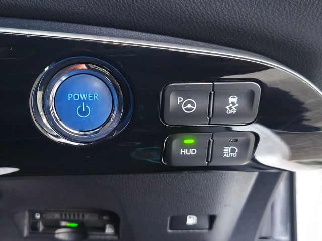 TOYOTA PRIUS 2017 Image 31