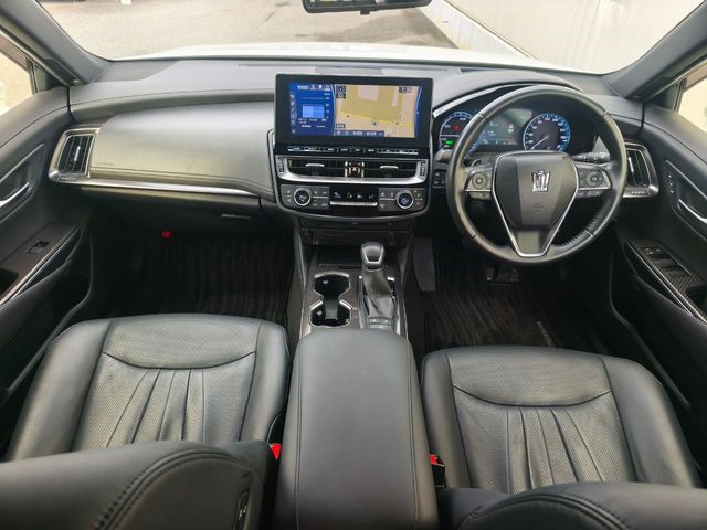 TOYOTA CROWN SEDAN HYBRID 2021 Image 31