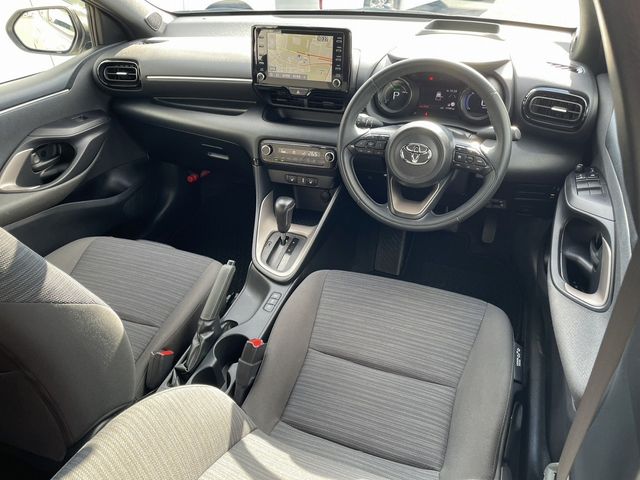 TOYOTA YARIS HYBRID 2020 Image 31