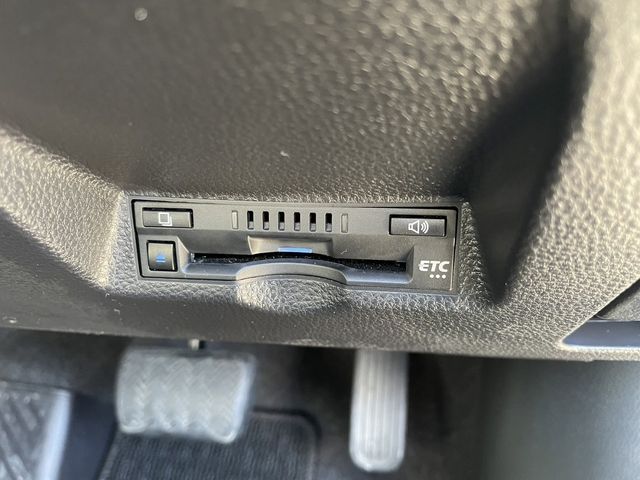 TOYOTA YARIS HYBRID 2020 Image 31