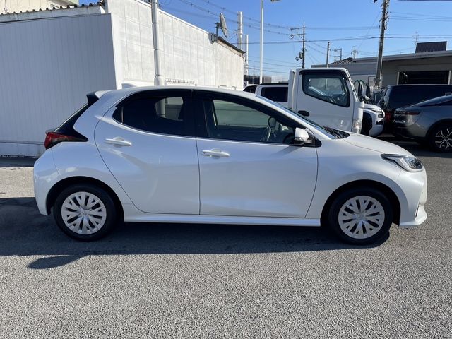 TOYOTA YARIS HYBRID 2020 Image 31