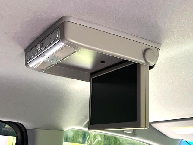 HONDA STEPWAGON SPADA 2013 Image 31