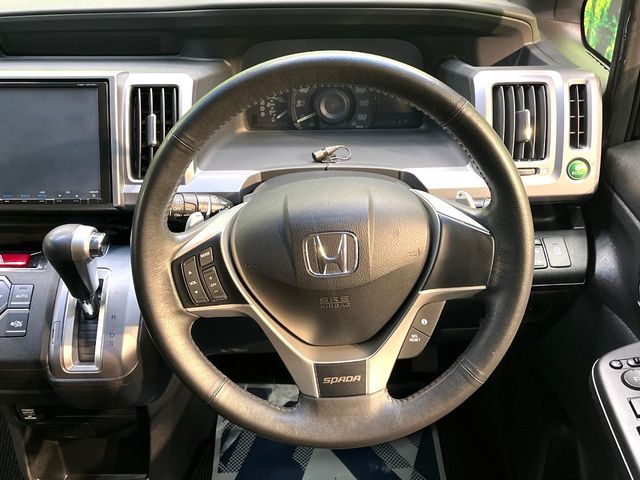 HONDA STEPWAGON SPADA 2013 Image 31