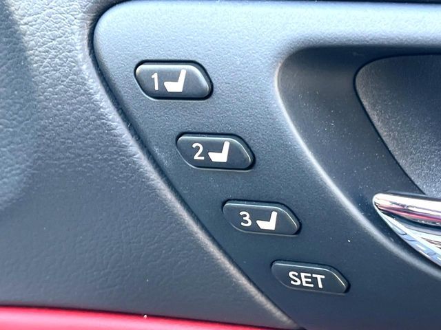 TOYOTA LEXUS IS300H 2014 Image 31