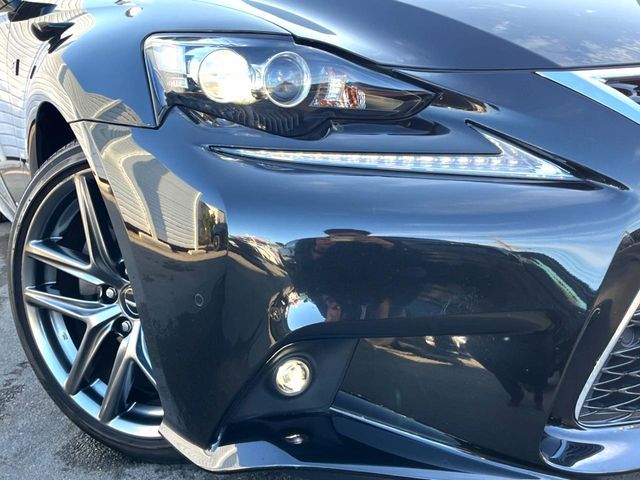 TOYOTA LEXUS IS300H 2014 Image 31