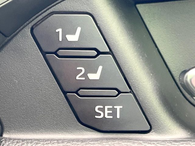 TOYOTA RAV4 HYBRID 4WD 2020 Image 31