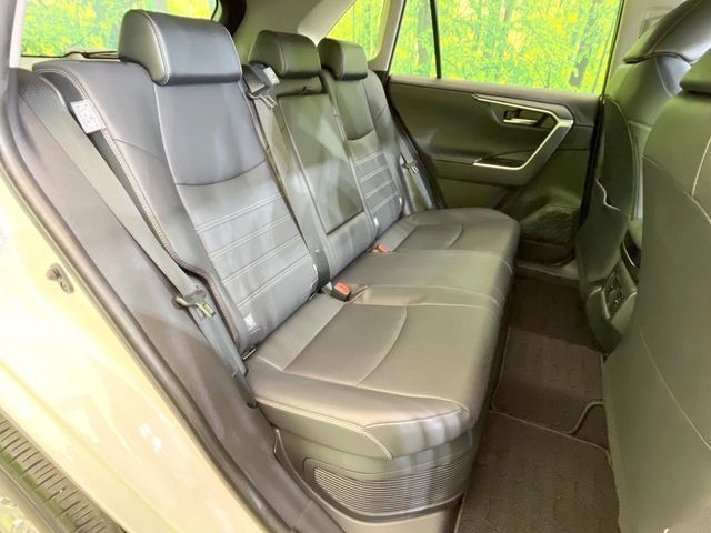 TOYOTA RAV4 HYBRID 4WD 2020 Image 31