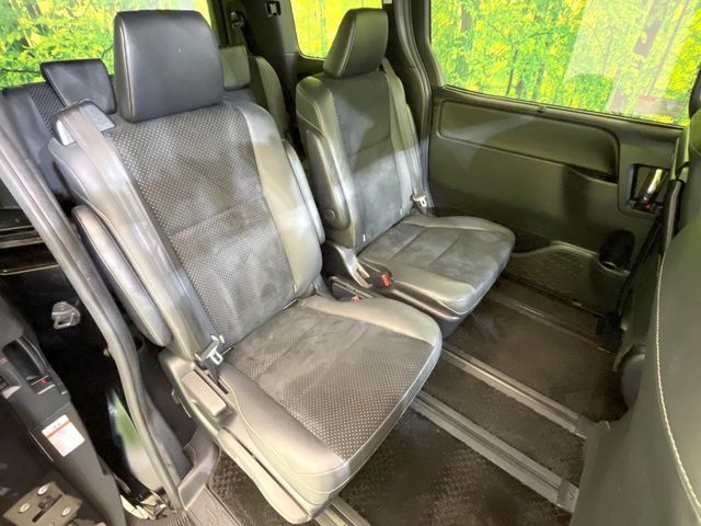 TOYOTA VOXY 2021 Image 31