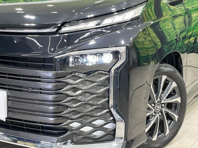TOYOTA VOXY 2022 Image 31