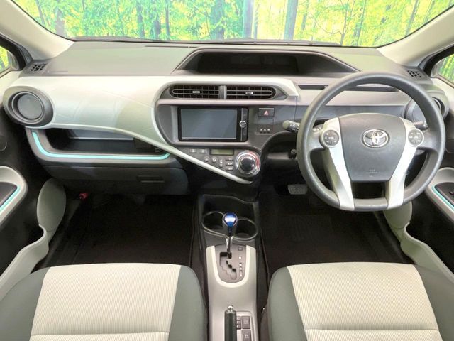 TOYOTA AQUA 2013 Image 31